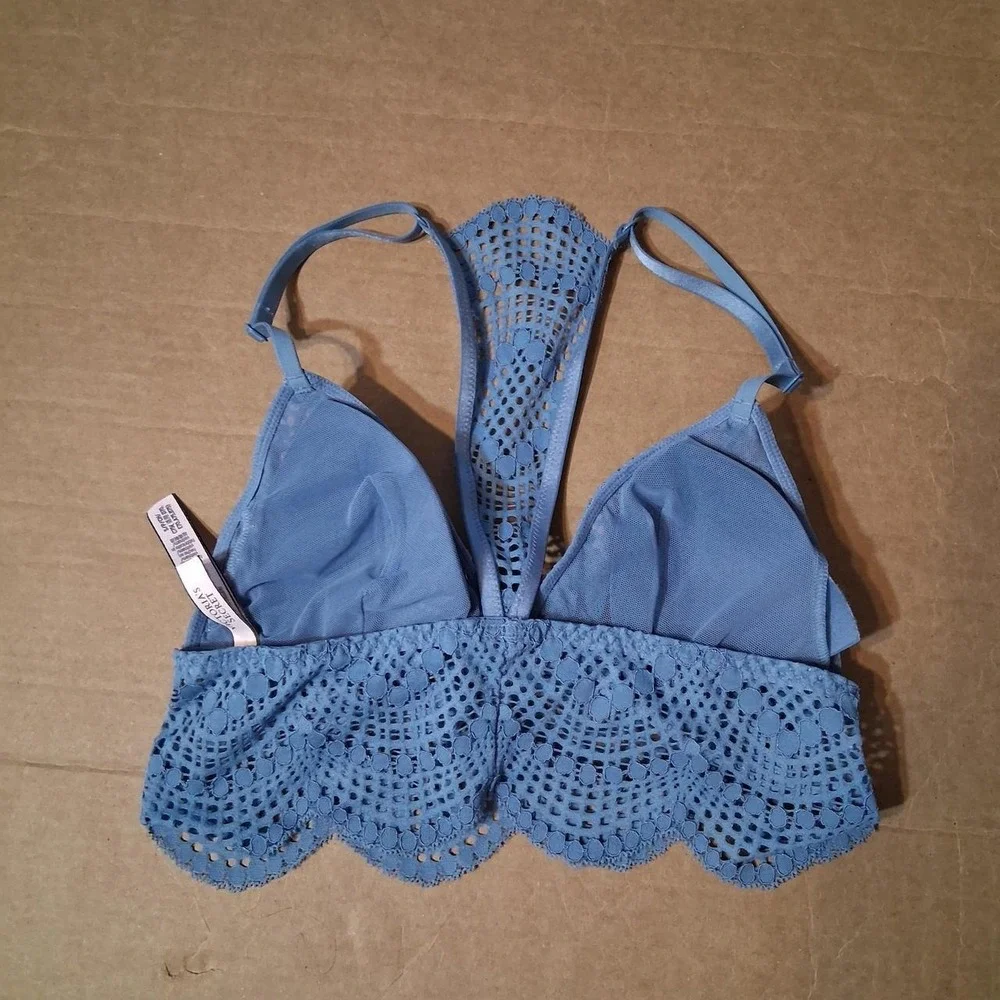 Womens Blue lace bralette with‎ scalloped edges and eyelet pattern